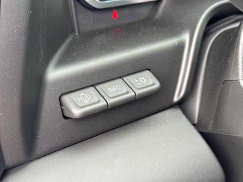 Used 2026 GMC Sierra 1500 Denali AWD/4WD image 32