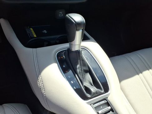 Used 2024 Honda HR-V EX-L image 12