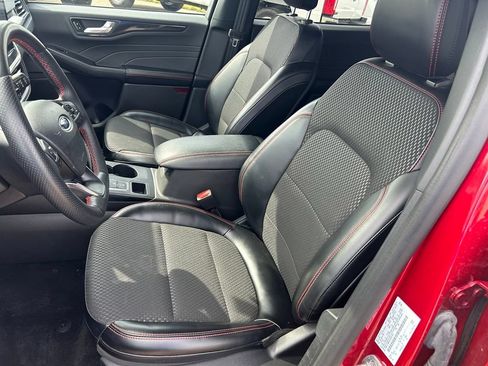 Used 2024 Ford Escape ST-Line w/ Tech Pack #1 AWD/4WD image 10
