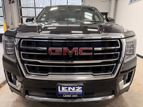 Used 2021 GMC Yukon SLT image 3