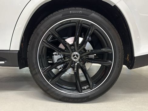 New 2026 Mercedes-Benz GLS 580 4MATIC image 11