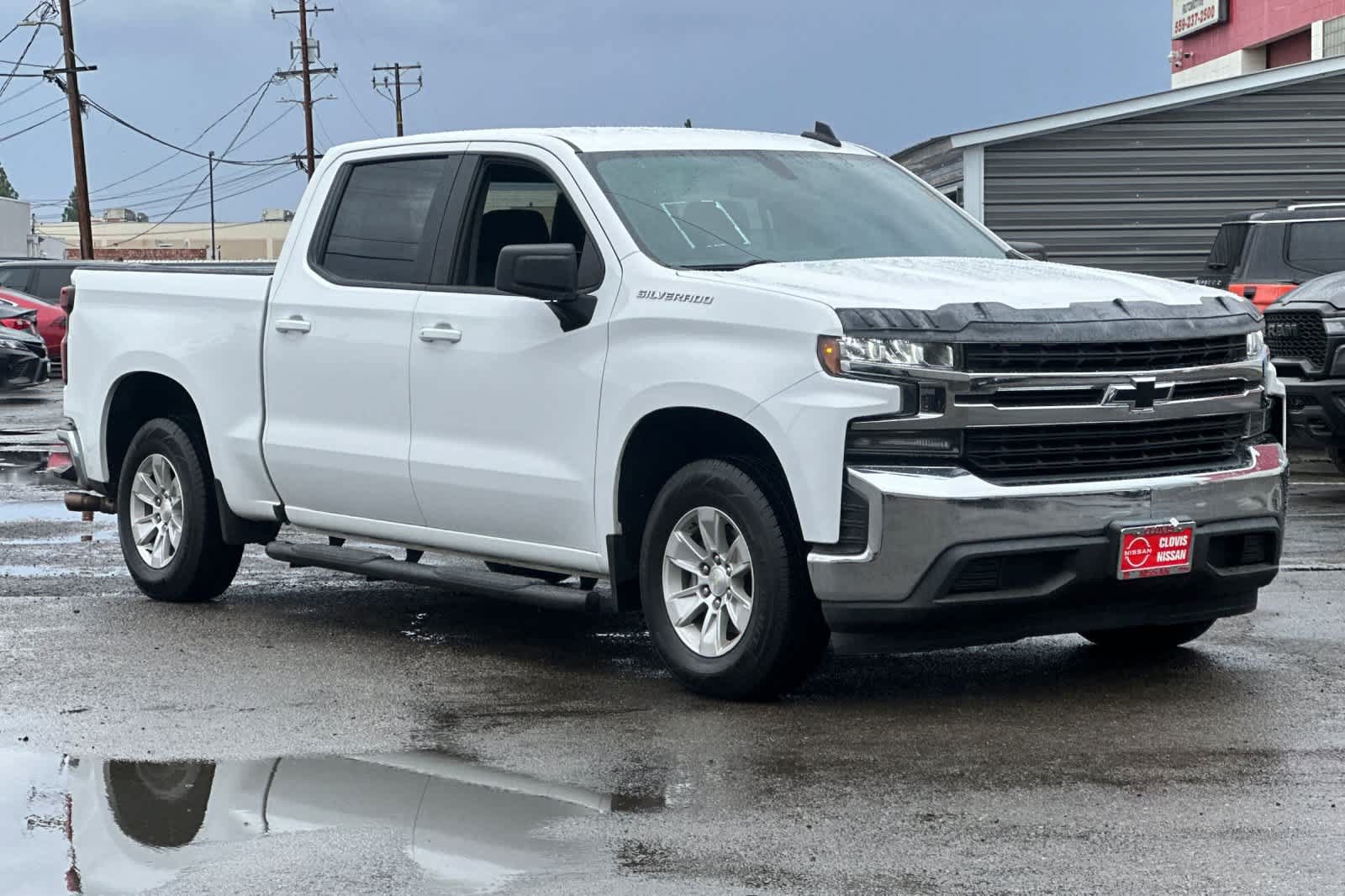 Used 2021 Chevrolet Silverado 1500 LT w/ Bed Protection Package RWD image 9