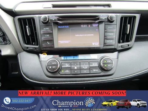Used 2018 Toyota RAV4 XLE FWD image 13