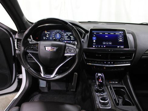 Used 2024 Cadillac CT5 V w/ Super Cruise 2 Package image 2