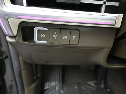 Used 2024 Hyundai Santa Fe Calligraphy FWD image 13