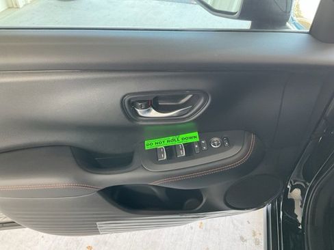 New 2026 Honda HR-V Sport image 5