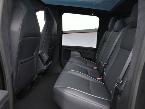 Used 2024 Tesla Cybertruck AWD Crew Cab image 20