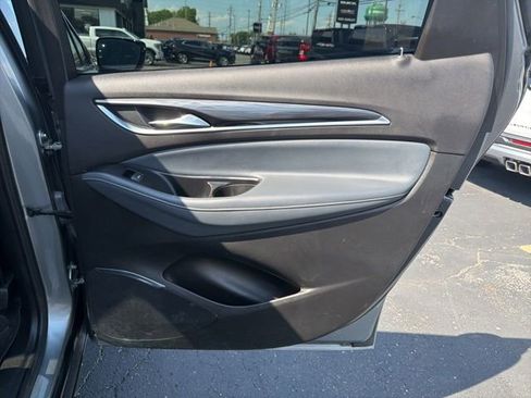 Used 2023 Buick Enclave Essence w/ Experience Buick Package AWD/4WD image 17