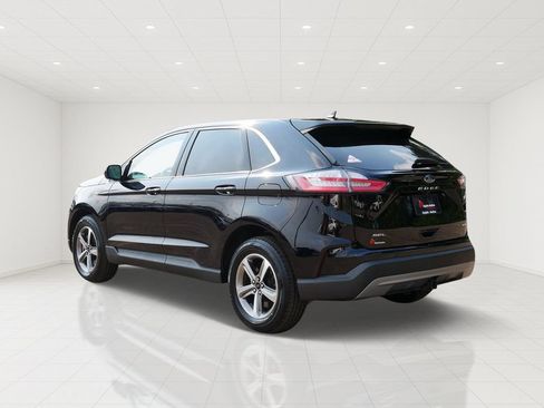 Certified 2024 Ford Edge SEL w/ Convenience Package AWD/4WD image 4