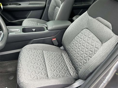 New 2026 Nissan Kicks SV image 21