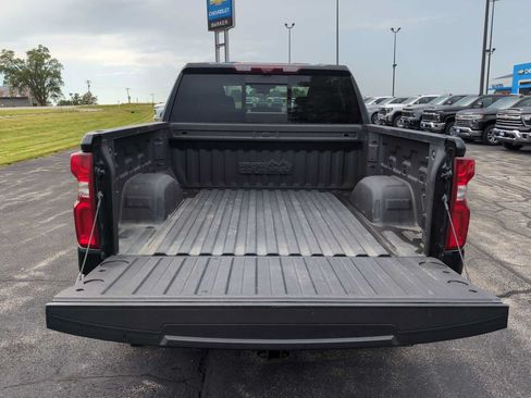 Used 2023 Chevrolet Silverado 1500 High Country w/ High Country Premium Package AWD/4WD image 35