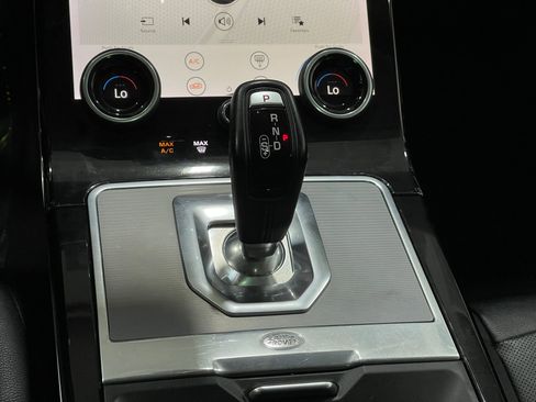 Used 2020 Land Rover Range Rover Evoque SE image 30