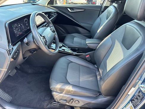 Used 2023 Kia Niro Wind FWD image 25