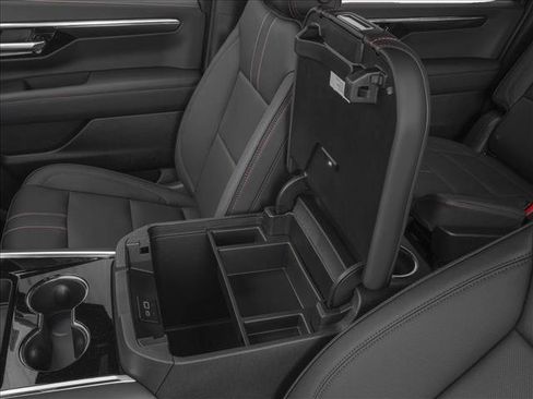New 2026 Chevrolet Suburban RST RWD image 10