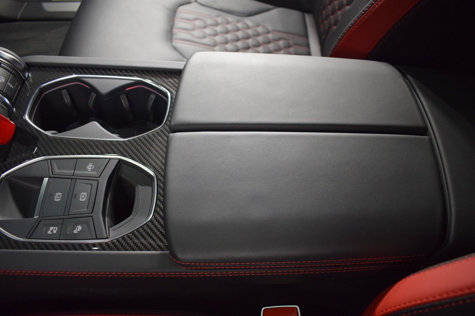 Used 2024 Lamborghini Urus Performante AWD/4WD image 35
