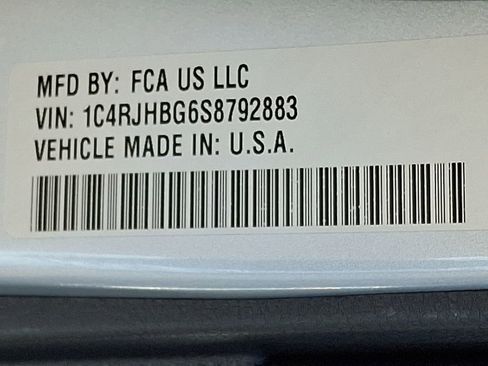New 2025 Jeep Grand Cherokee Limited w/ Trailer Tow Package AWD/4WD image 21