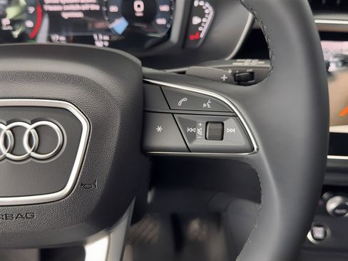 New 2025 Audi Q3 2.0T Premium image 22