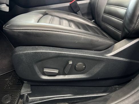 Used 2020 Ford Edge SEL AWD/4WD image 26
