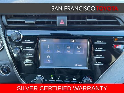 Certified 2018 Toyota Camry LE image 27