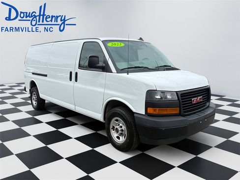 Used 2023 GMC Savana 2500 Extended w/ Driver Convenience Package image 7