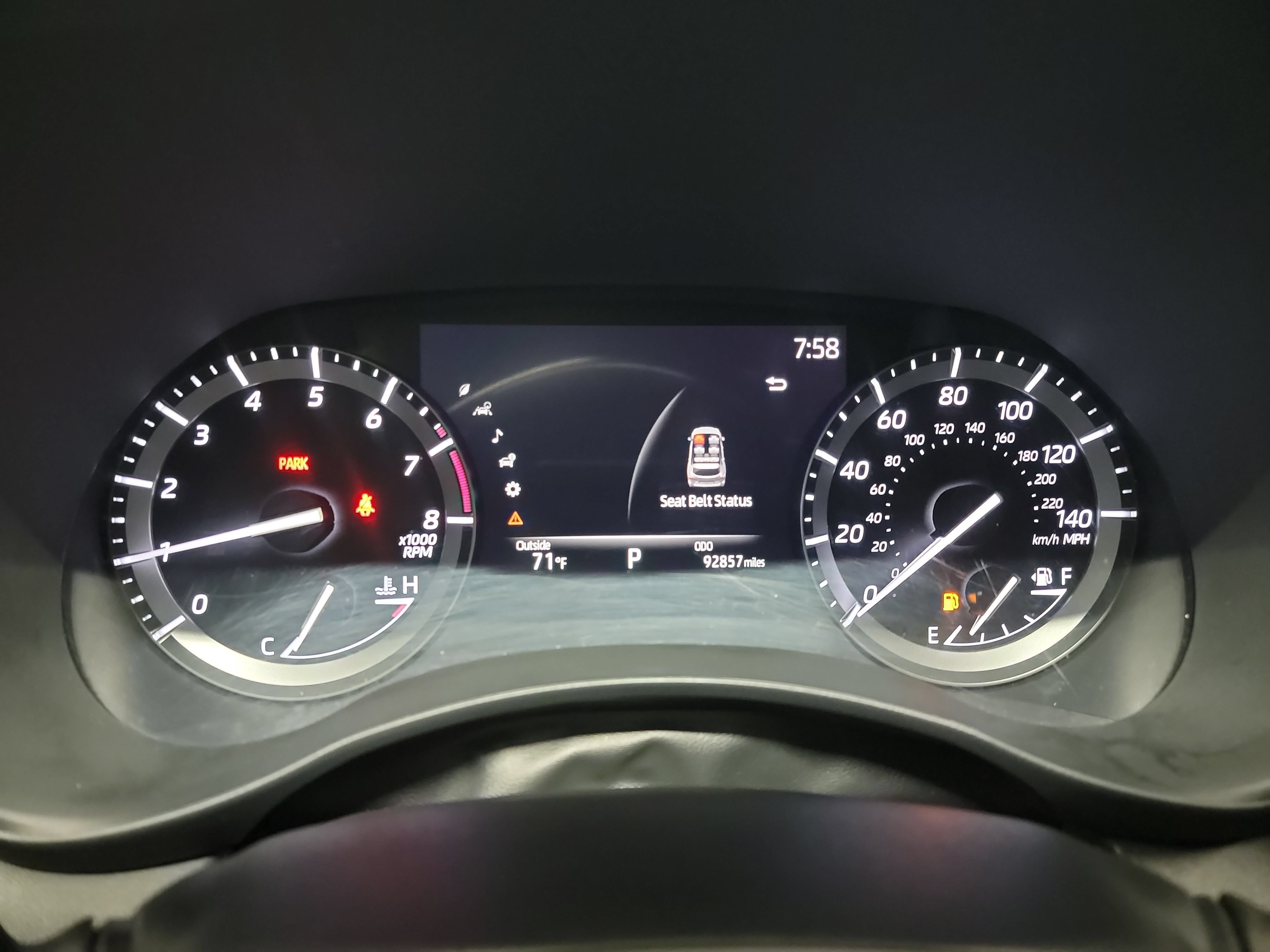 Used 2021 Toyota Highlander XLE AWD/4WD image 18