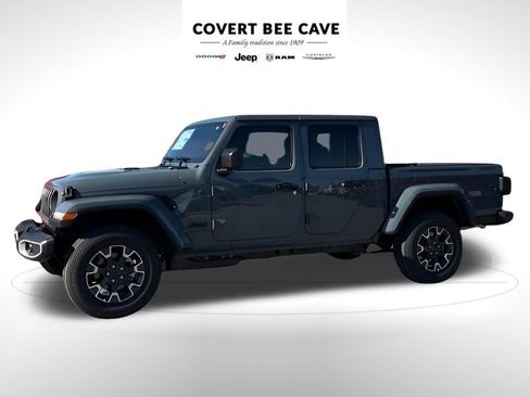 New 2026 Jeep Gladiator Sport image 4