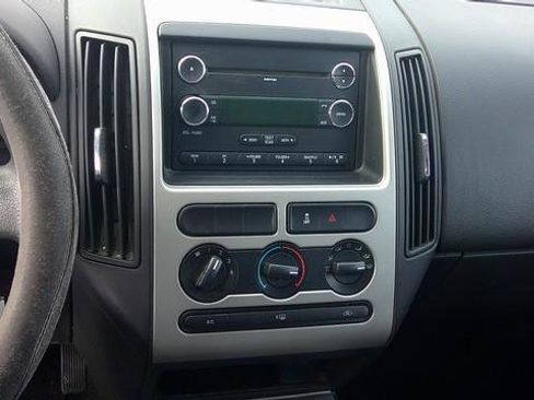 Used 2009 Ford Edge SE image 7