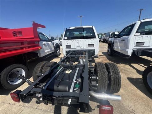New 2025 Ford F350 XL w/ XL Chrome Package image 5