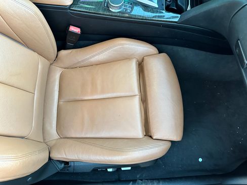 Used 2018 BMW 330e image 23