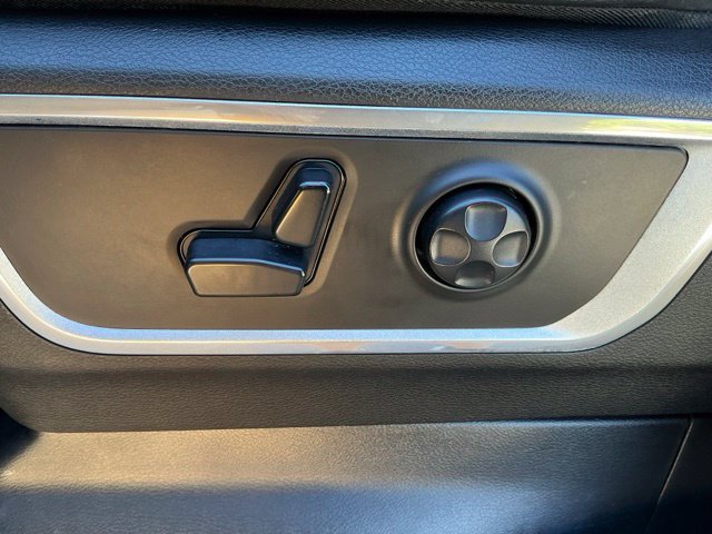 Used 2019 RAM 1500 Laramie AWD/4WD image 21