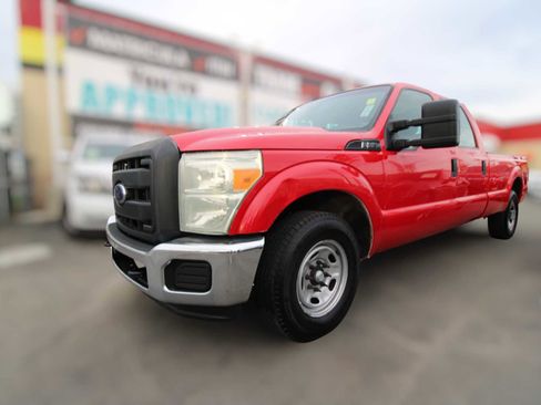 Used 2015 Ford F250 XL w/ XL Value Package image 2
