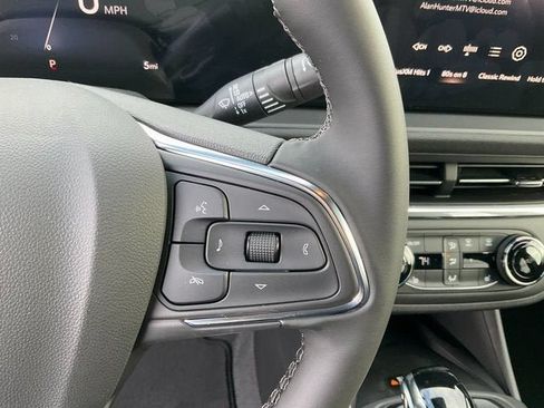 New 2026 Buick Envista Preferred w/ Convenience I Package FWD image 9