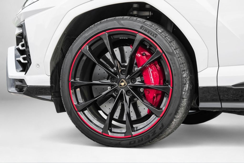 Used 2022 Lamborghini Urus AWD/4WD image 67