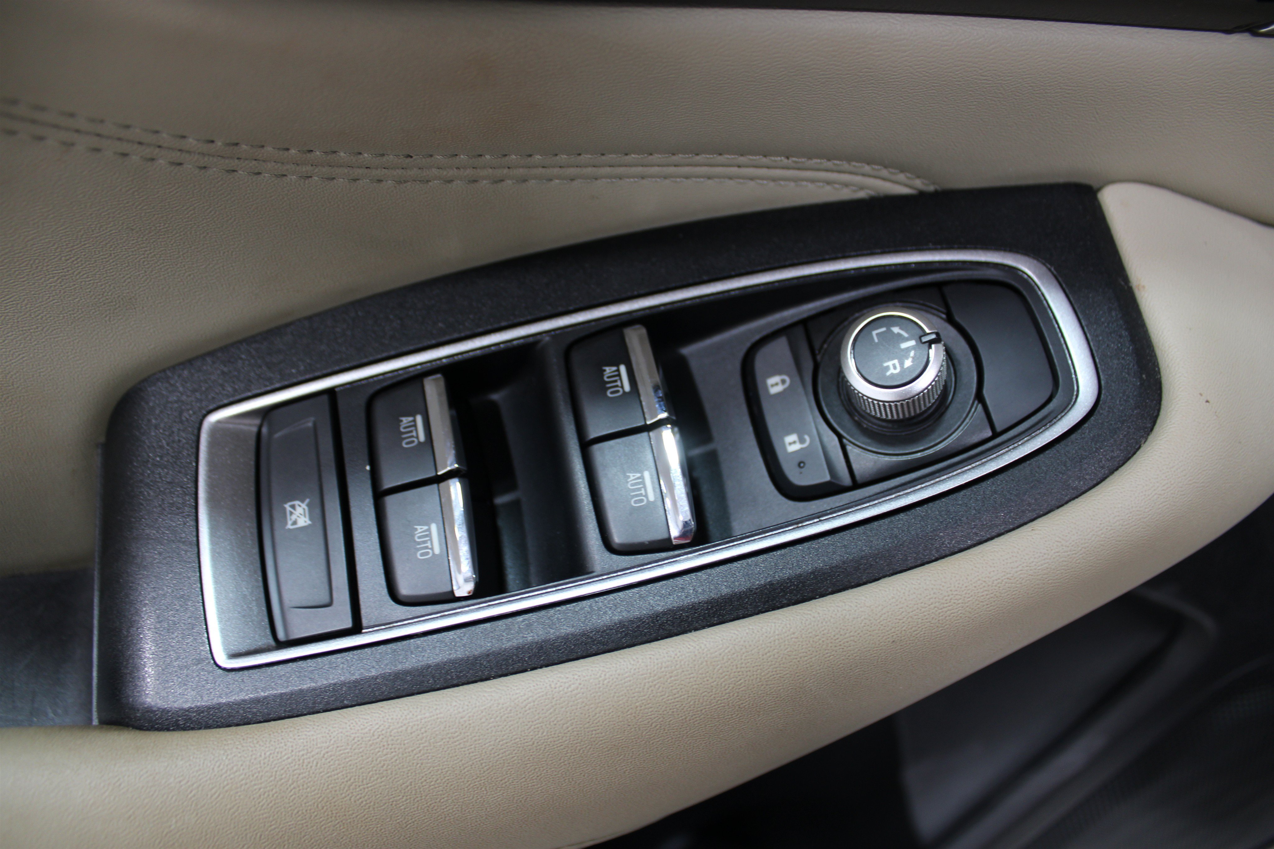 Used 2023 Subaru Legacy Limited AWD/4WD image 7