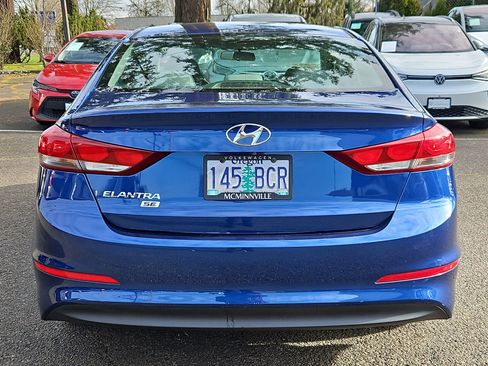 Used 2018 Hyundai Elantra SE image 4