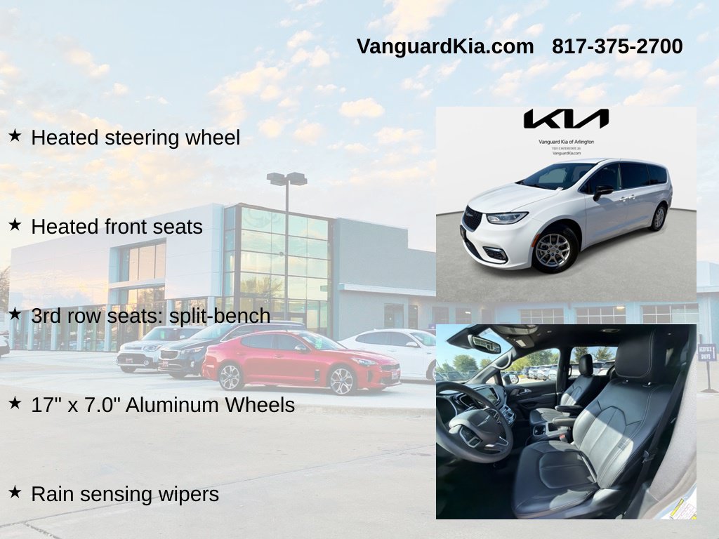 Used 2025 Chrysler Pacifica Select FWD image 18