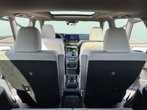 Used 2025 Lexus TX 350 AWD image 44