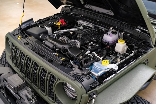 Used 2025 Jeep Gladiator Sport AWD/4WD image 80