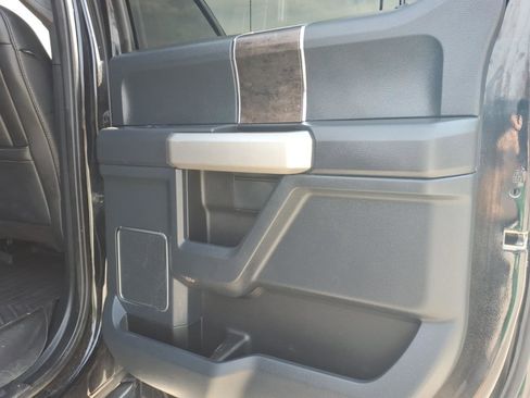 Used 2022 Ford F350 Lariat w/ Lariat Ultimate Package image 10