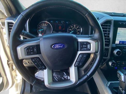 Used 2019 Ford F150 Platinum w/ Equipment Group 701A Luxury AWD/4WD image 14