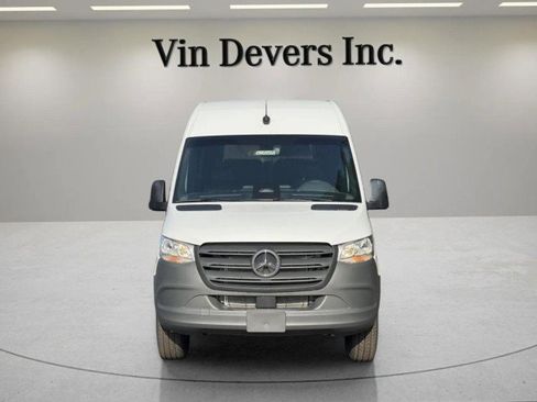New 2025 Mercedes-Benz Sprinter 2500 image 8