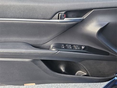 Used 2020 Toyota Camry XSE image 30