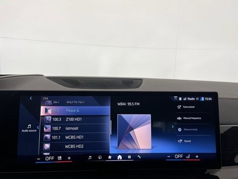 Used 2024 BMW X7 xDrive40i w/ M Sport Package image 15