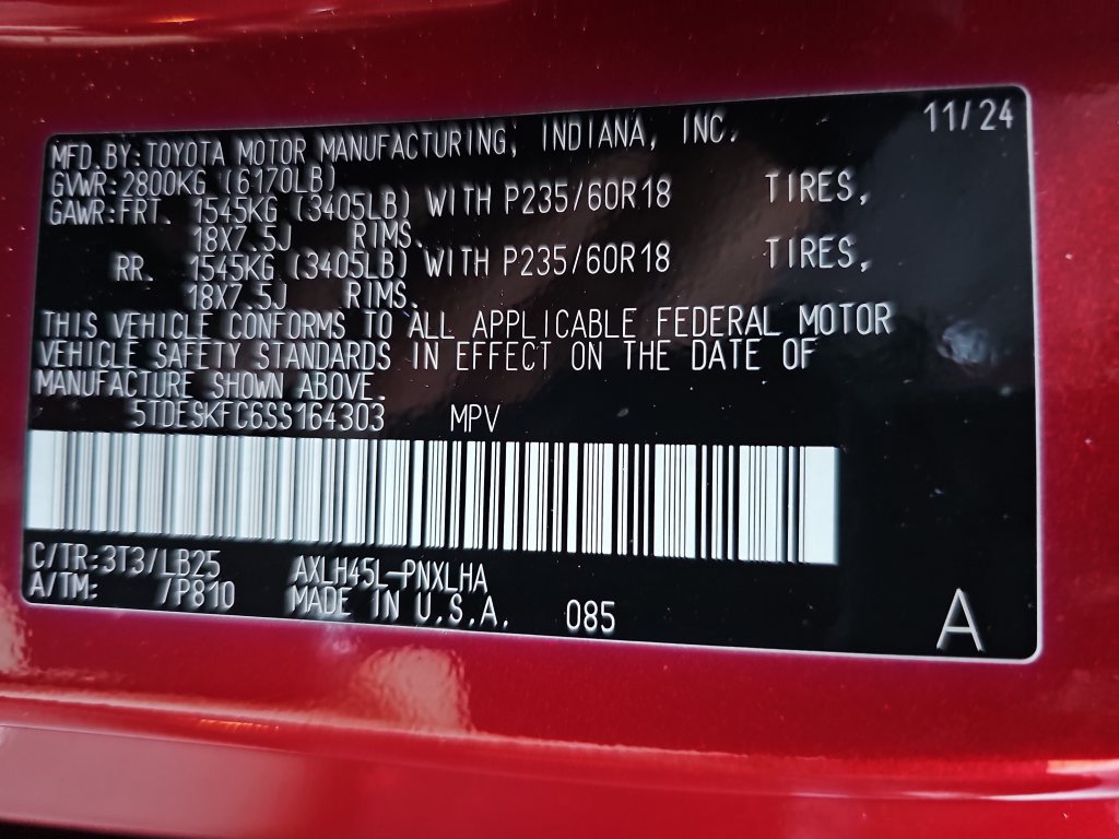 Certified 2025 Toyota Sienna Platinum AWD/4WD image 25