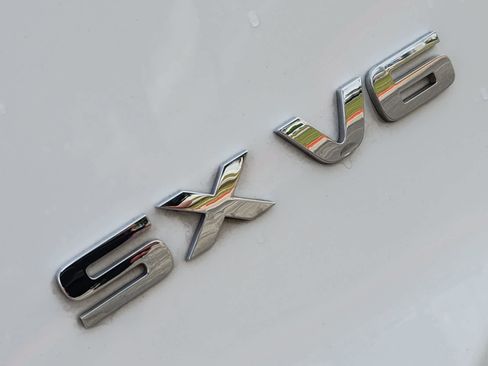 Certified 2020 Kia Telluride SX w/ SX Prestige Package image 11