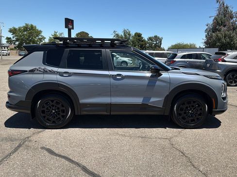 New 2026 Mitsubishi Outlander AWD image 8