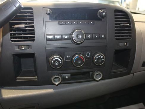 Used 2011 Chevrolet Silverado 2500 W/T image 19