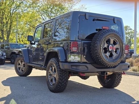 Used 2017 Jeep Wrangler Unlimited Rubicon image 25