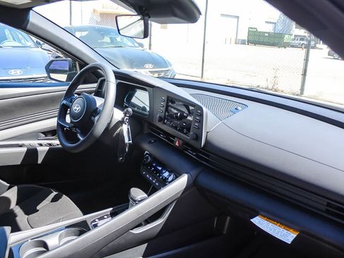 New 2026 Hyundai Elantra SEL Sport w/ Cargo Package FWD image 23