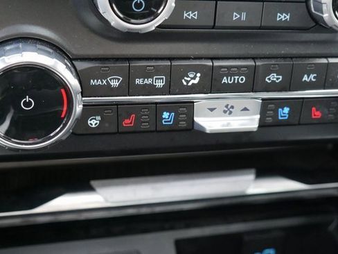 Certified 2024 Ford F350 Platinum image 6